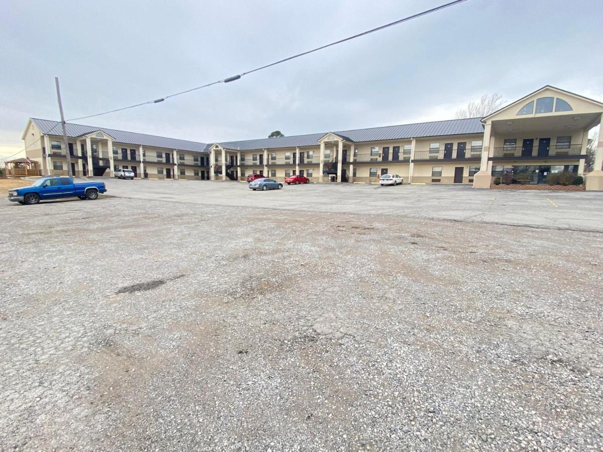 Hiway Inn Express - Kiowa Екстер'єр фото